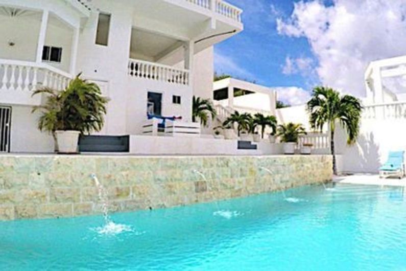 3 BEDROOM APARTMENT "MOËT" CURACAO